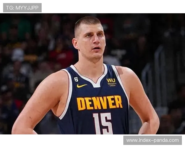 太阳掘金全明星对决，约基奇布克正面交锋